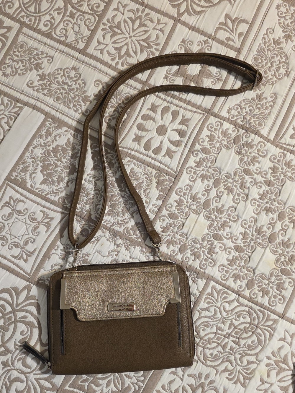 Jessica Simpson Women’s Brown Crossbody Bag with Metallic Accent